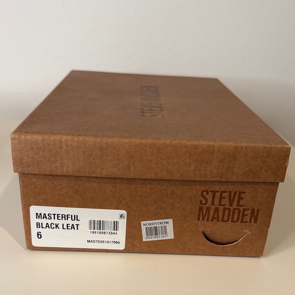 Steve Madden Black Leather Mules with Tan Raffia Heel - Picture 2 of 6